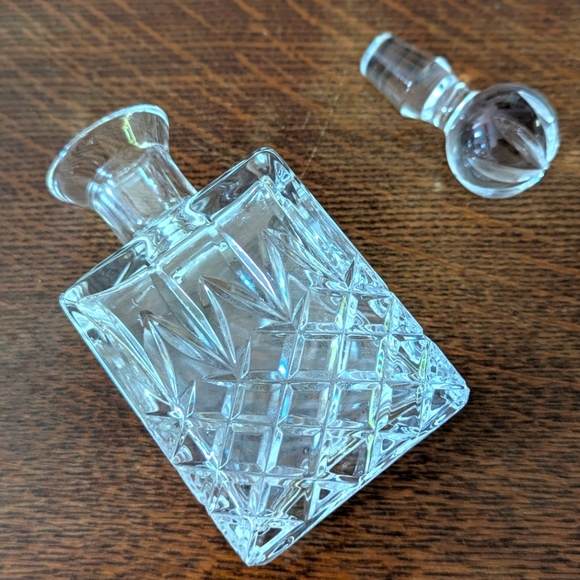 Vintage Cut Crystal Cordial Glass Decanter - Made In Portugal - Picture 3 of 11